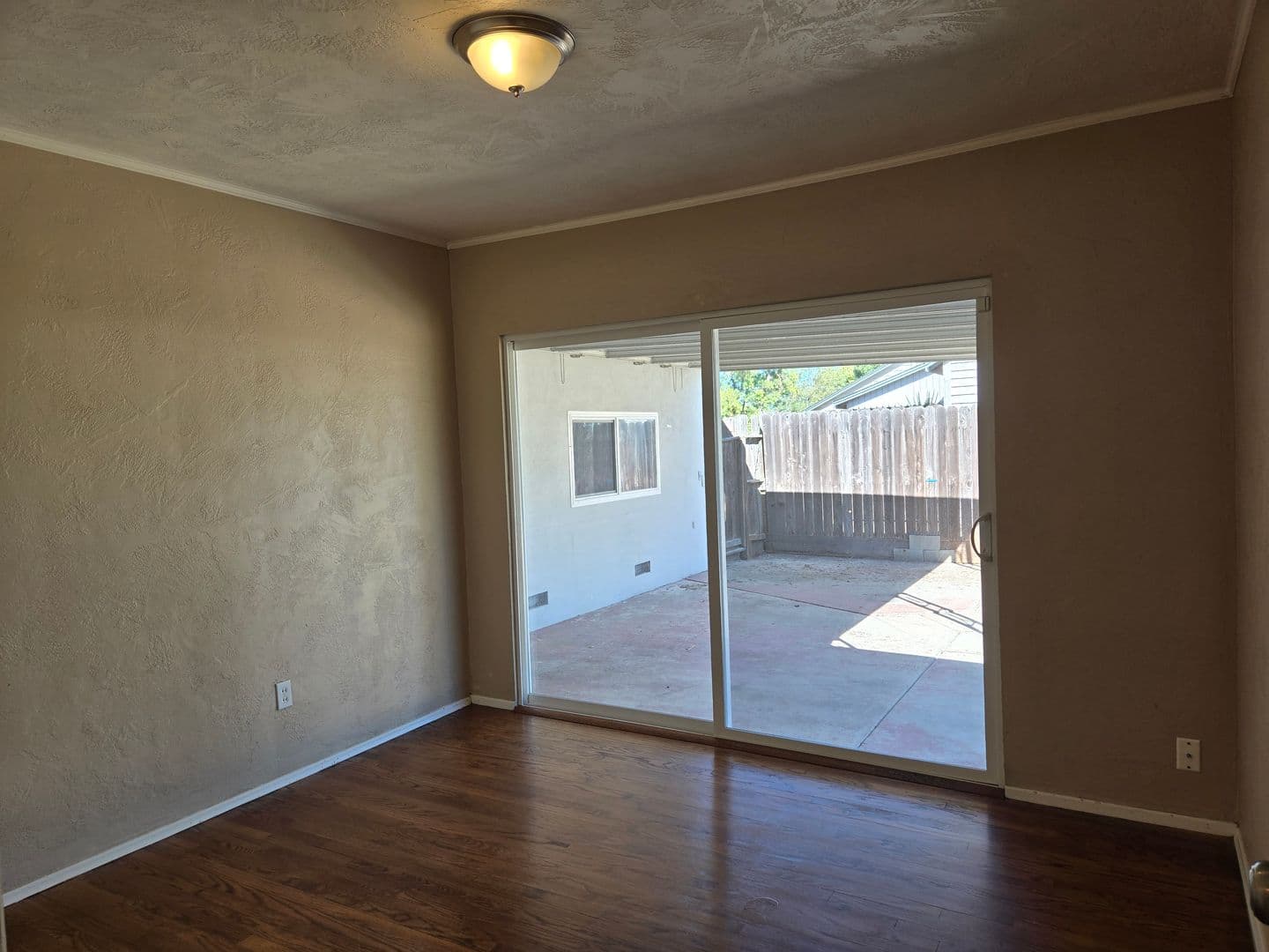 Modesto House: 328 Covena Avenue