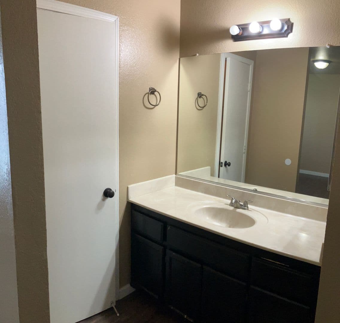 Salida House: 4505 Endicott Dr