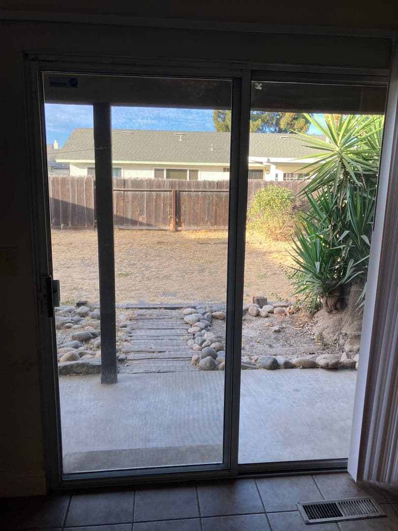 Modesto House: 1917 Pars Way