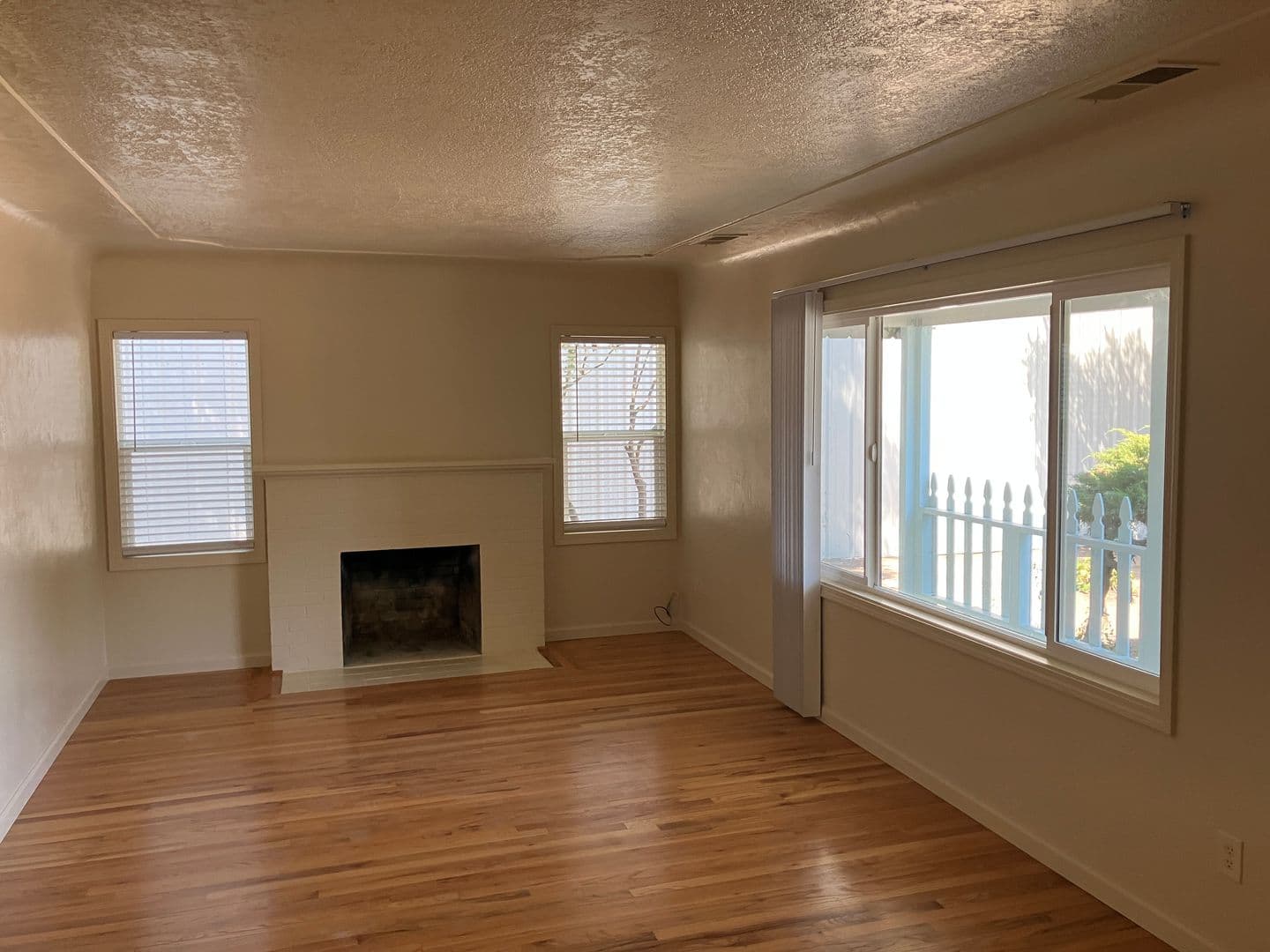 Modesto Apartment: 931 Reno Avenue - K
