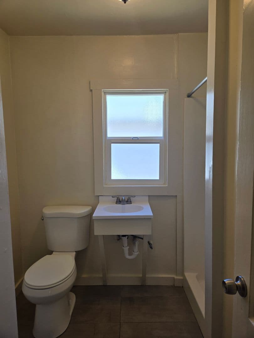 Turlock Multiplex: 1121 Kenwood Ave