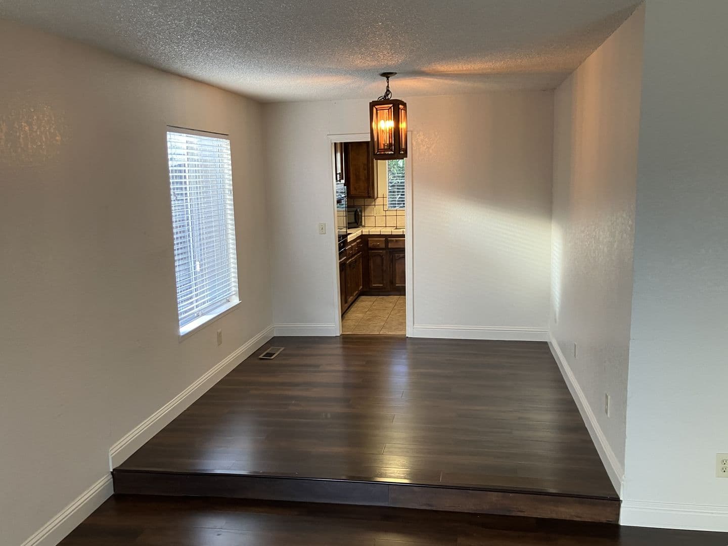 Modesto House: 1917 Pars Way