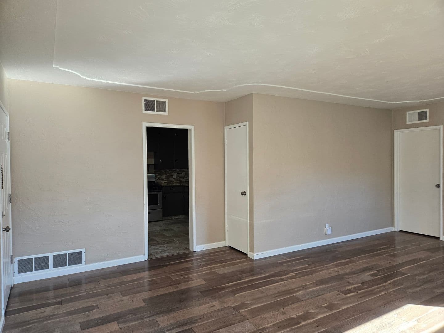 Modesto House: 328 Covena Avenue