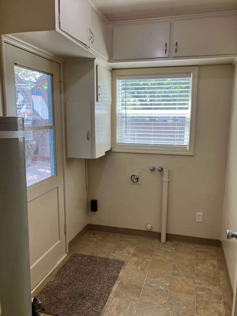 Modesto Apartment: 931 Reno Avenue - K