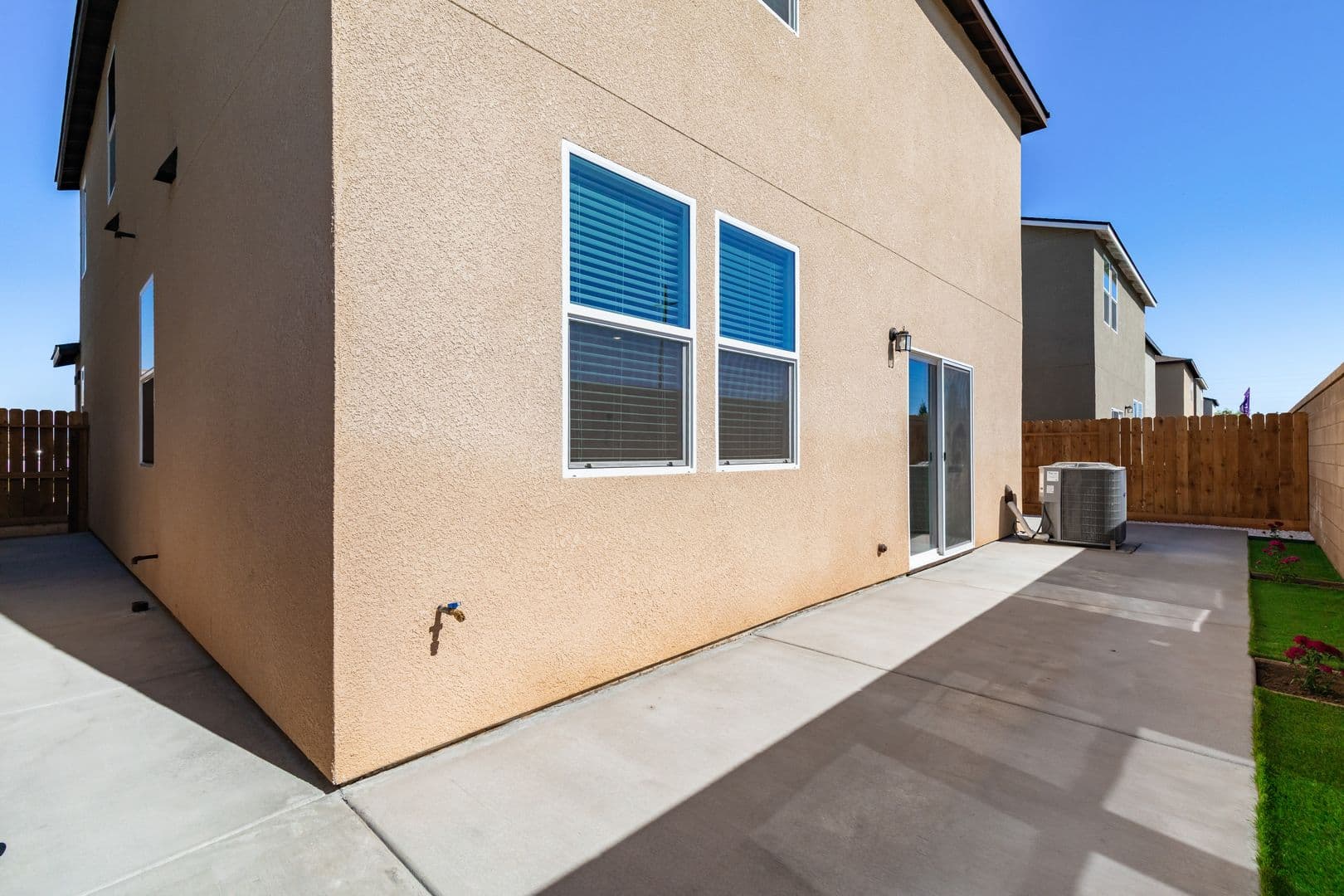 Fresno House: 6337 W Austin Ave