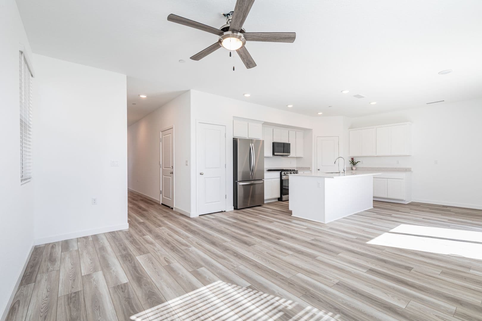 Fresno House: 6337 W Austin Ave
