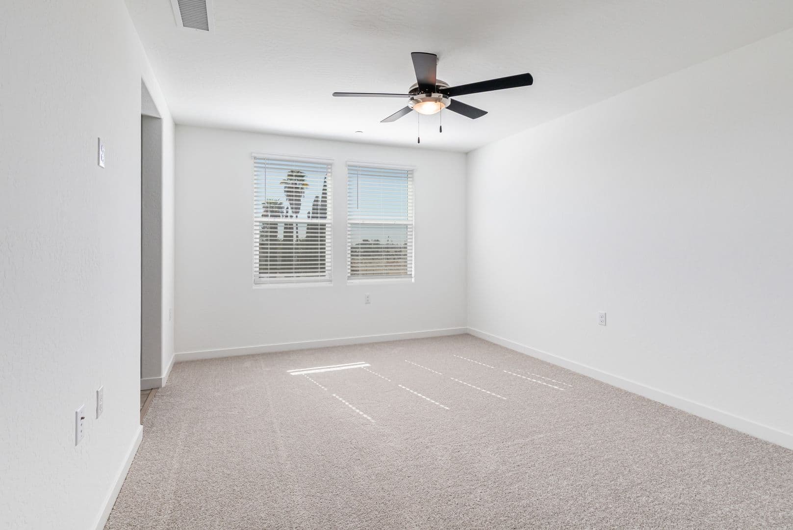 Fresno House: 6337 W Austin Ave