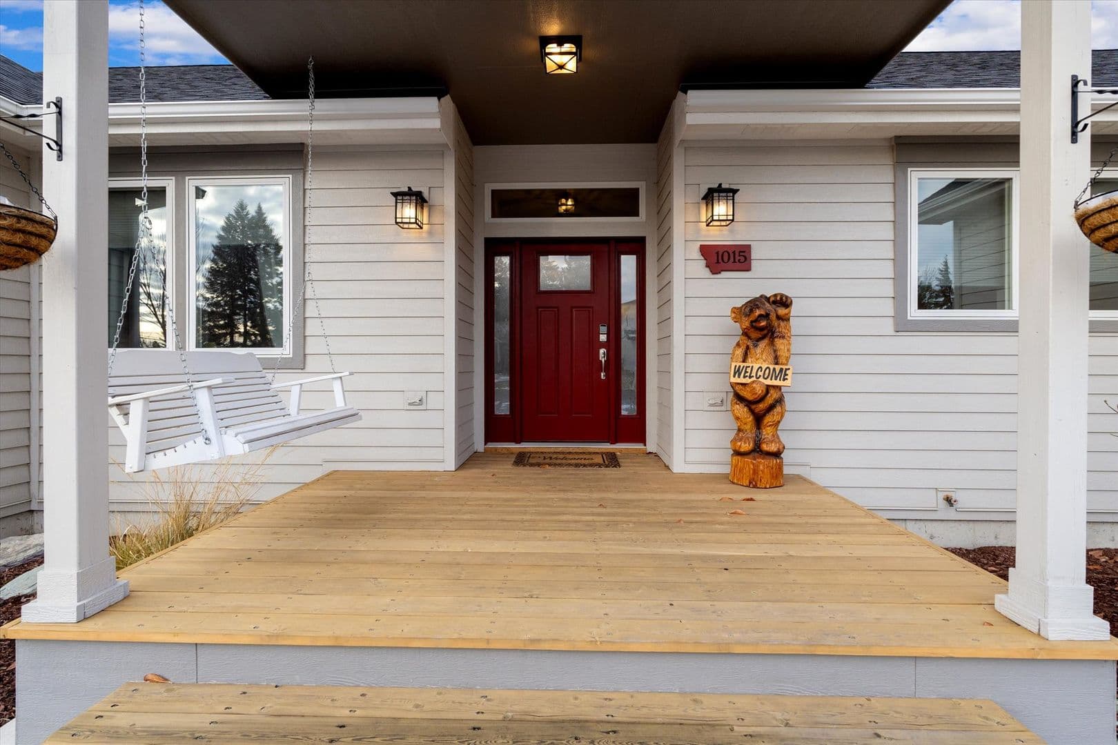 Columbia Falls House: 1015 Riparian Drive