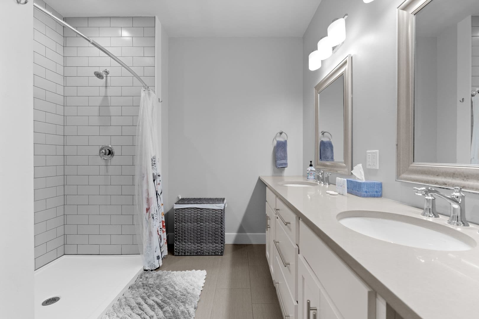 Columbia Falls House: 1015 Riparian Drive