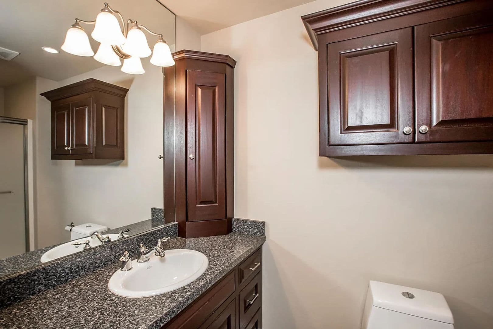 Kalispell House: 362 E Bowman Dr