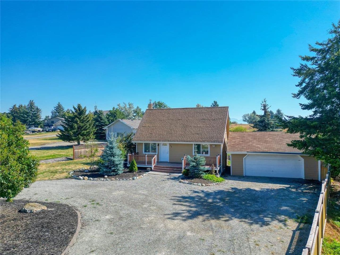 Kalispell House: 296 Hartt Hill Dr