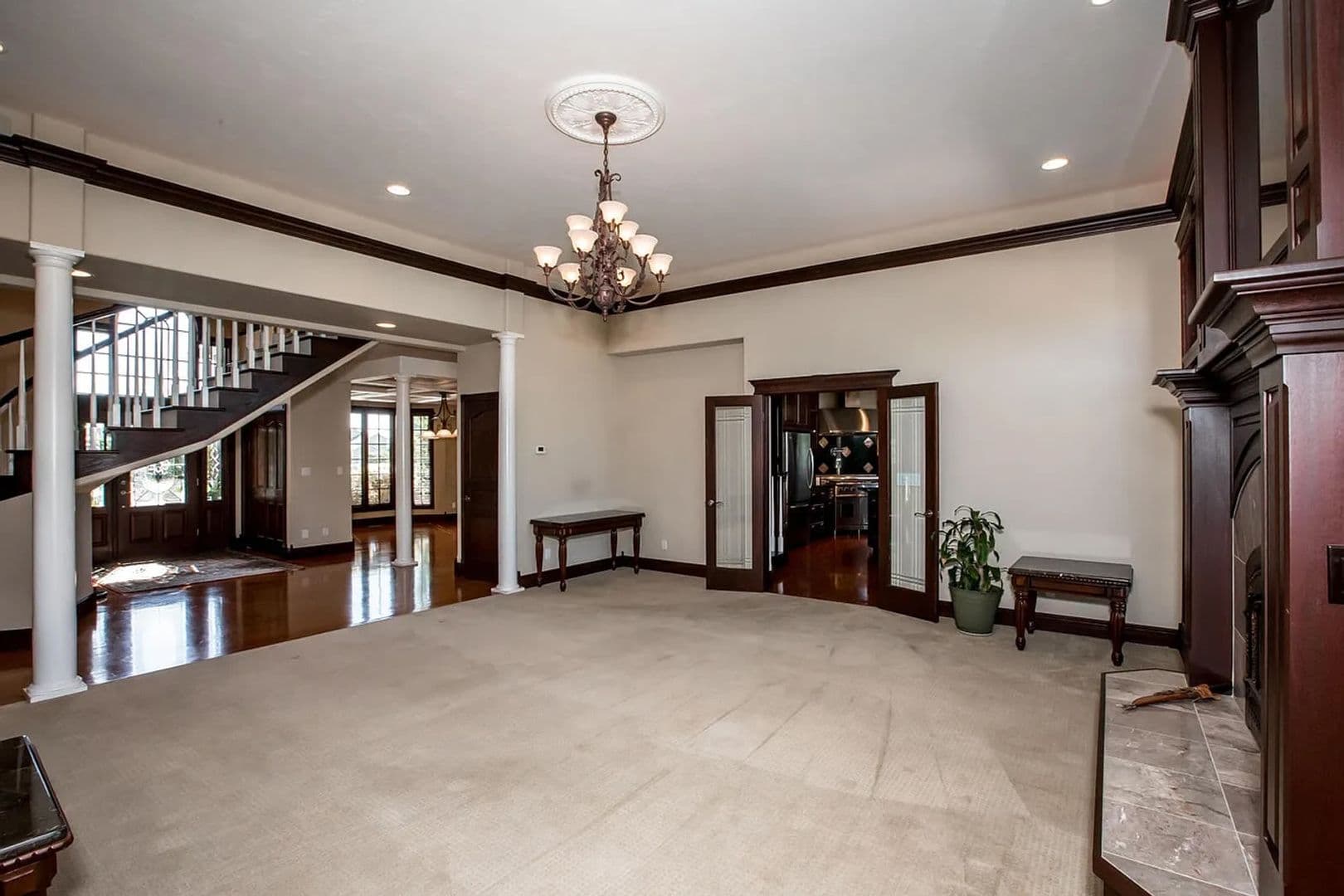 Kalispell House: 362 E Bowman Dr