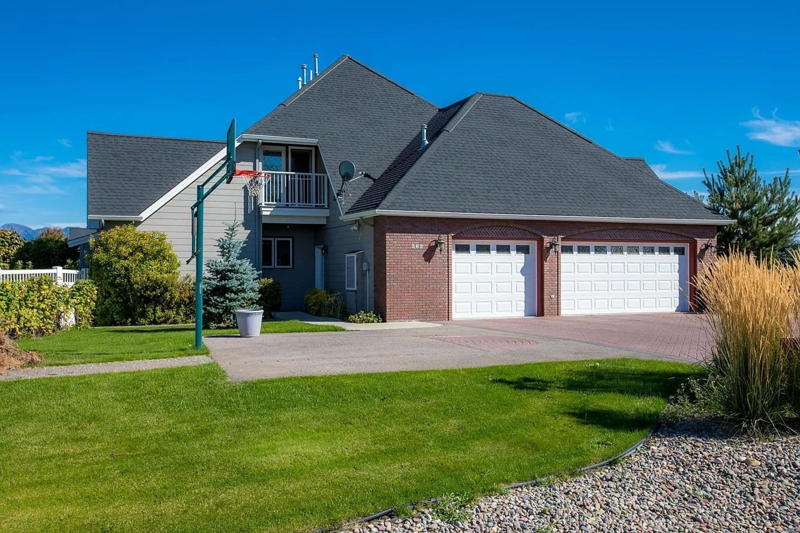Kalispell House: 362 E Bowman Dr