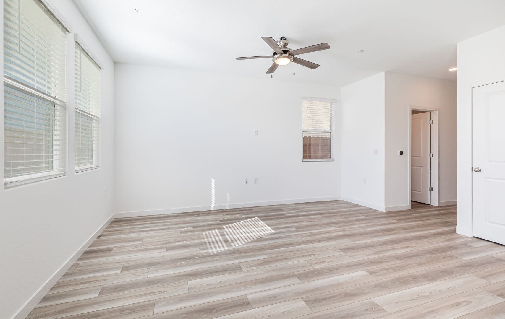 Fresno House: 6337 W Austin Ave