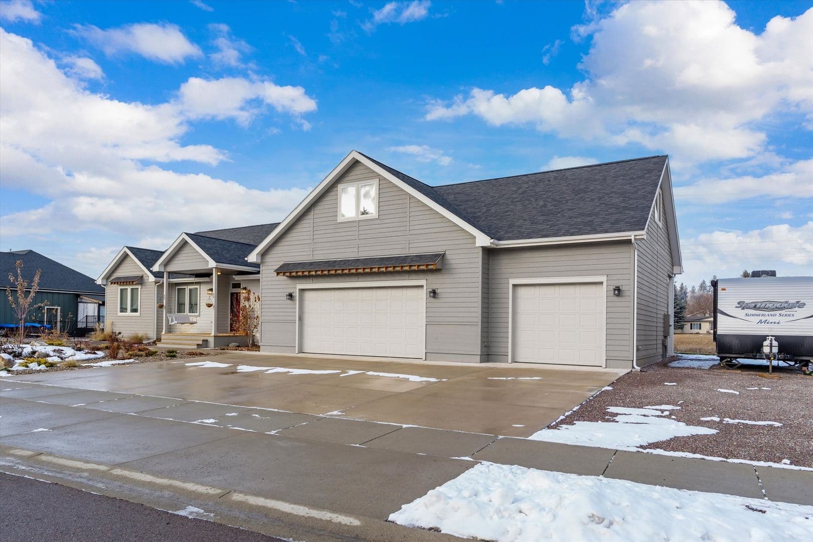 Columbia Falls House: 1015 Riparian Drive