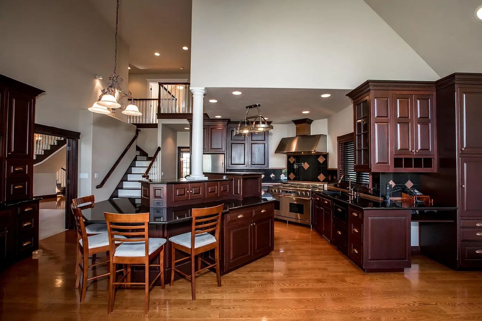 Kalispell House: 362 E Bowman Dr