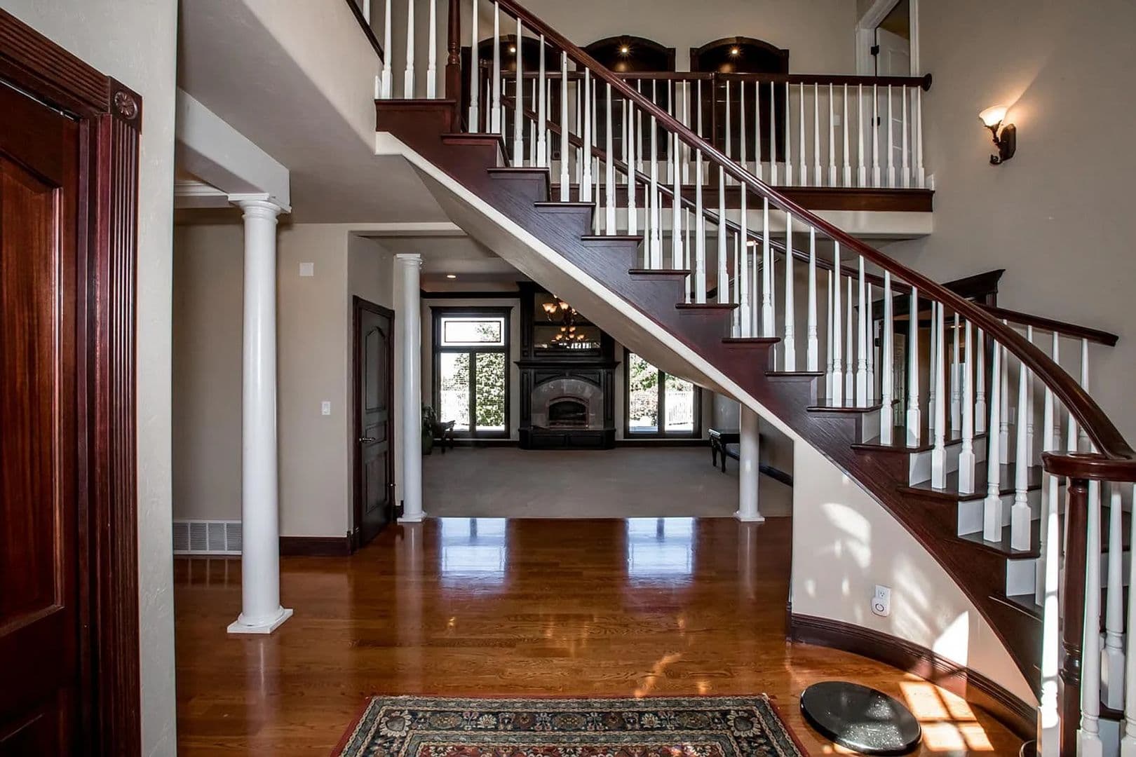 Kalispell House: 362 E Bowman Dr