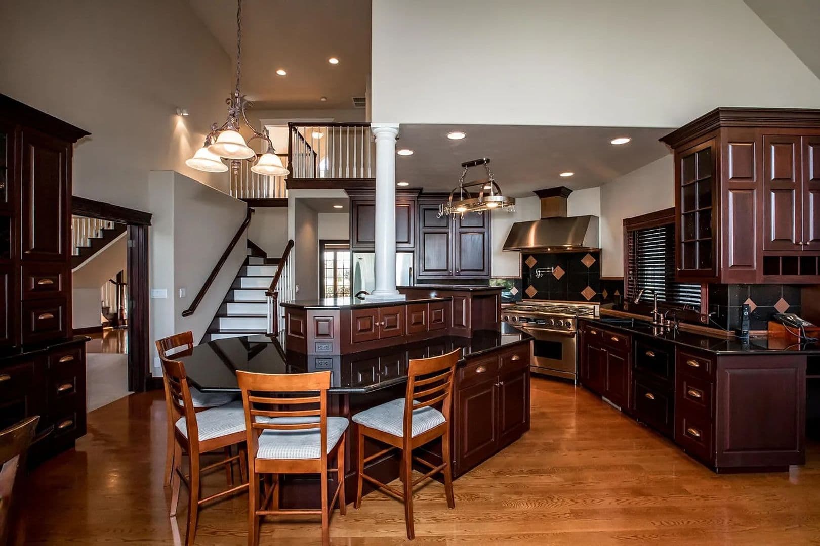 Kalispell House: 362 E Bowman Dr