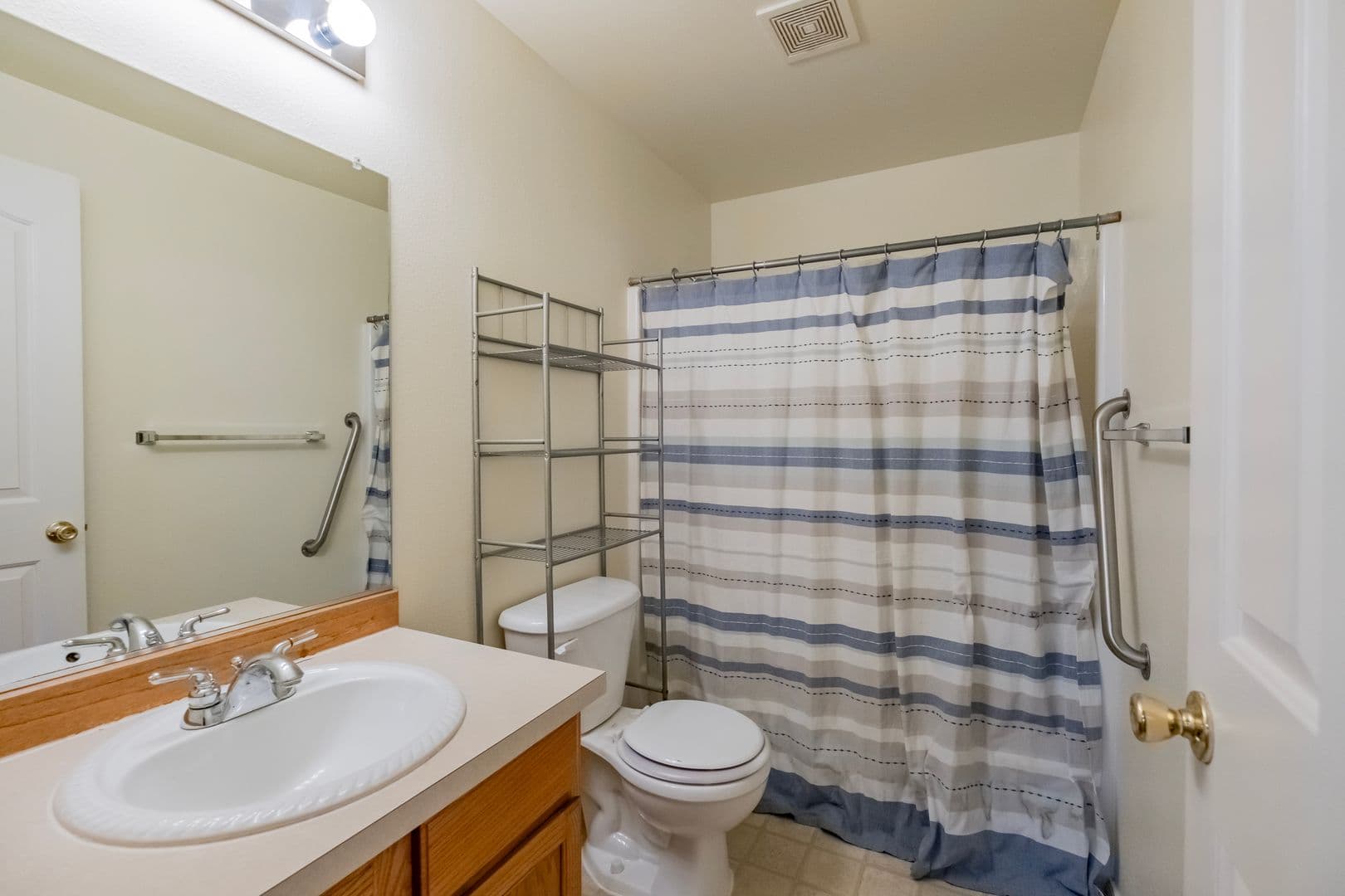 Albany House: 3234 23rd Avenue Southeast