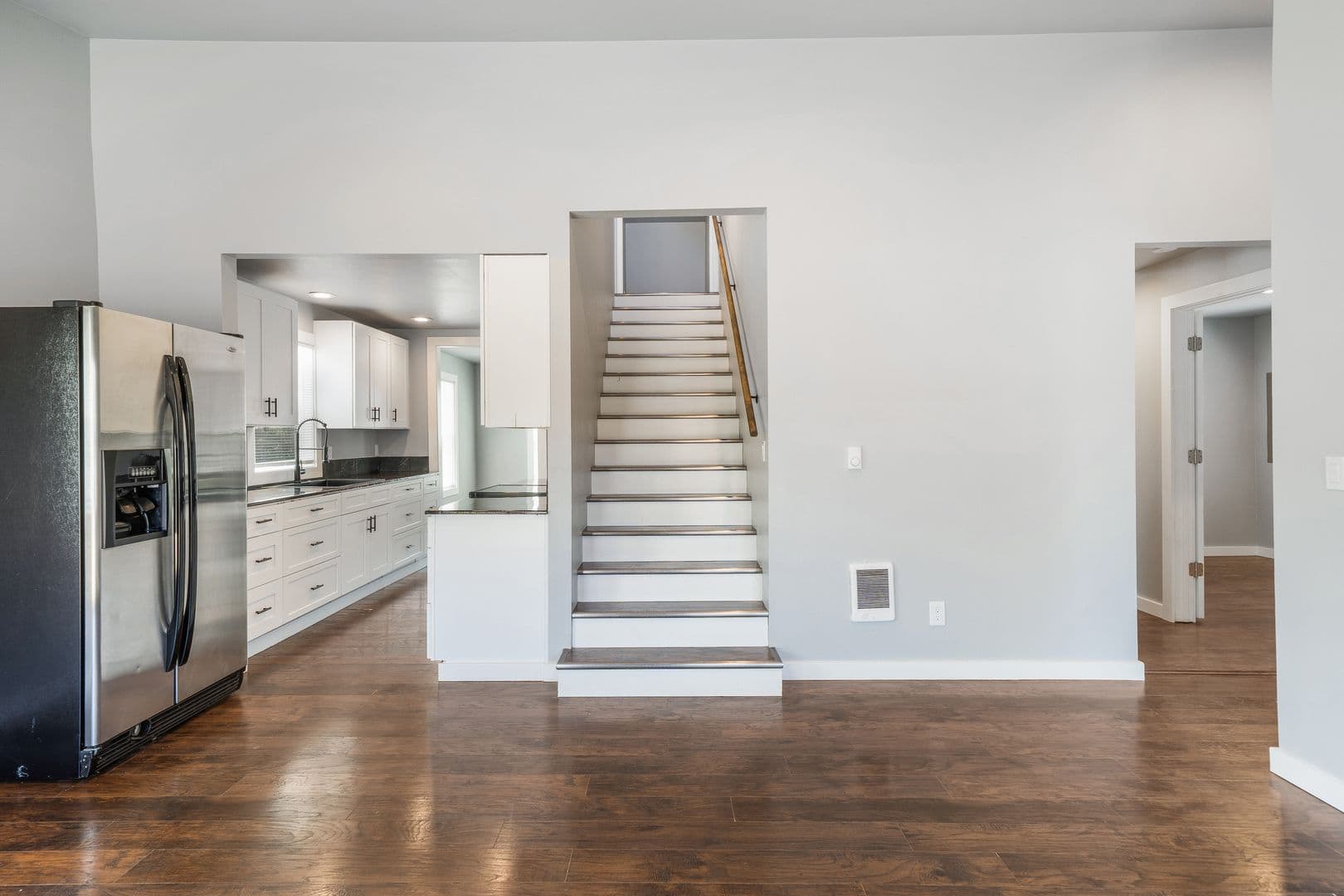 Independence Apartment: 415 S 11th Street