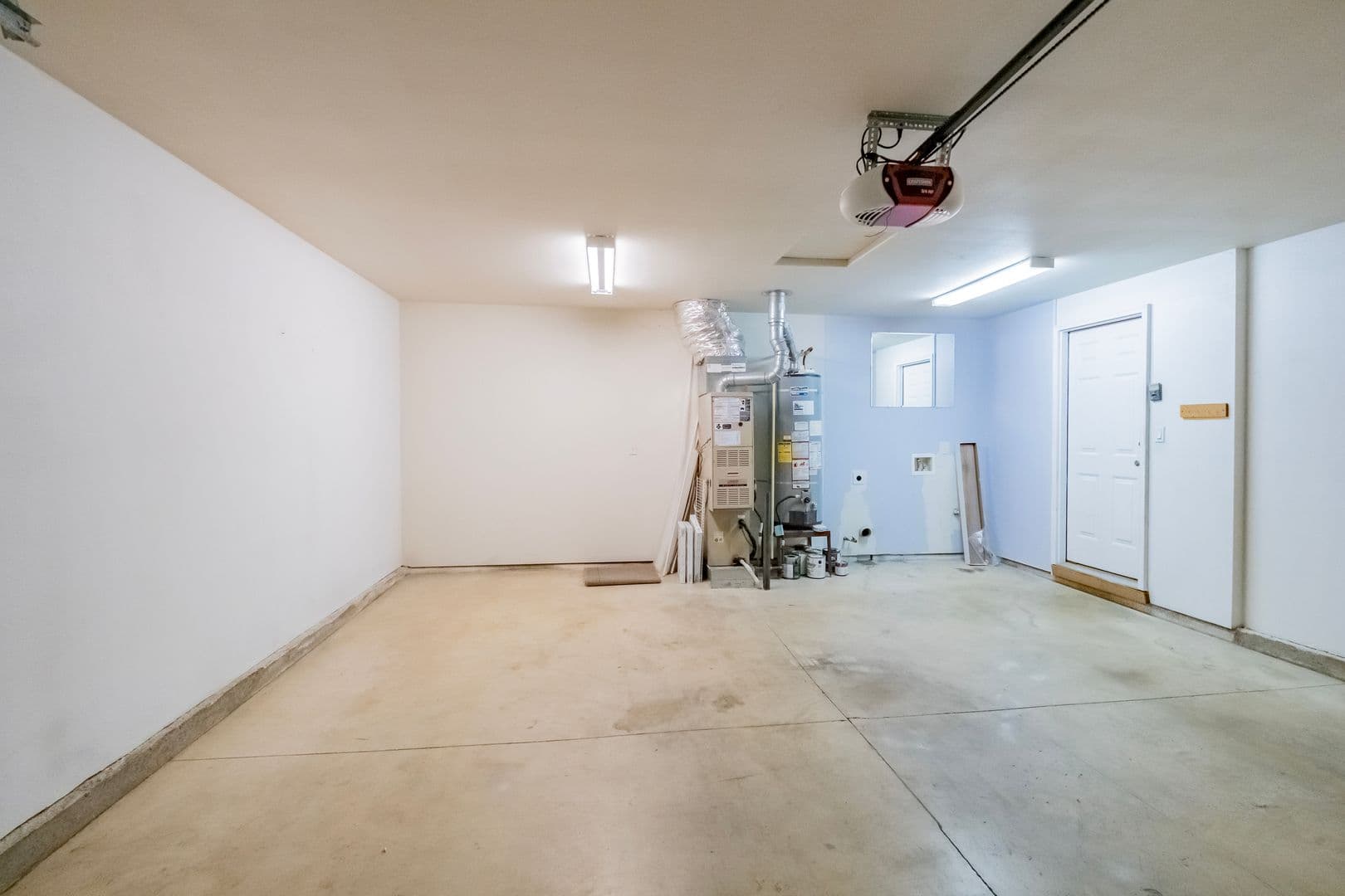Albany House: 3234 23rd Avenue Southeast