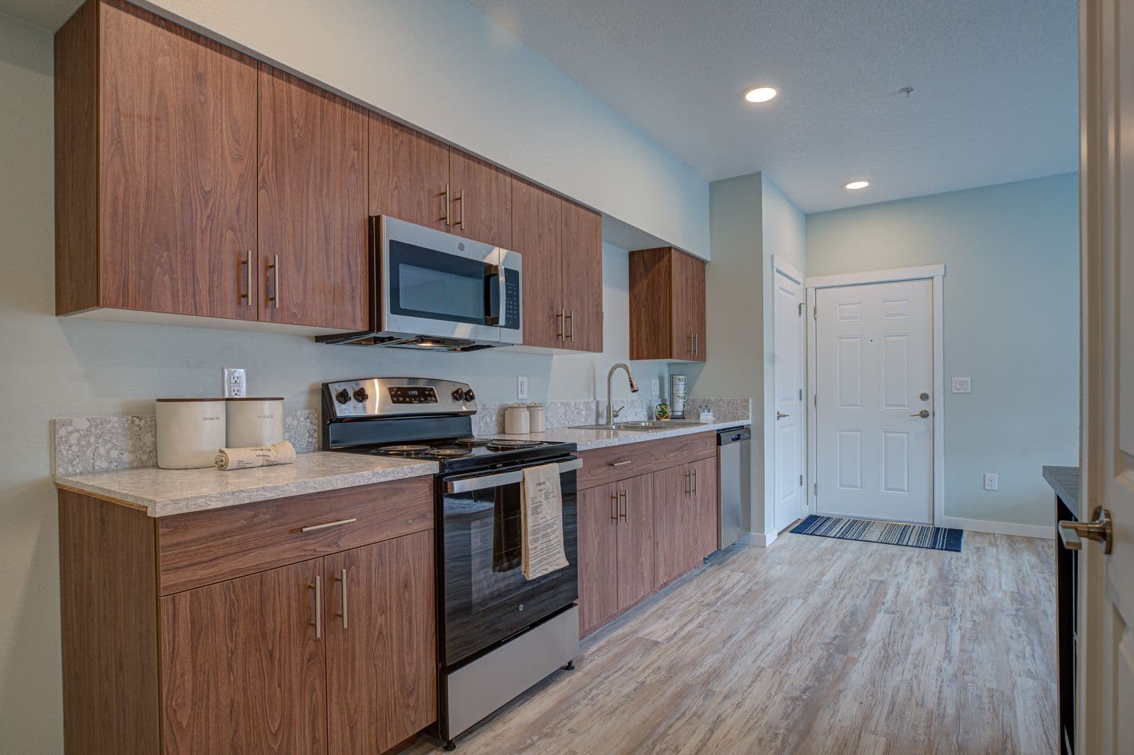 Molalla Apartment: 13001 S Crompton Lane