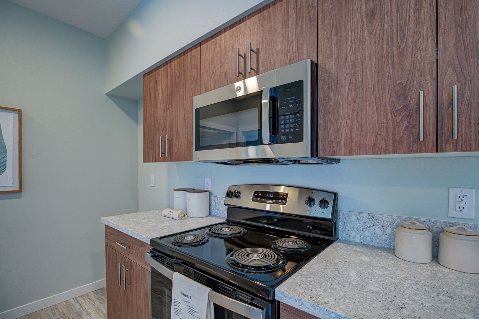 Molalla Apartment: 13001 S Crompton Lane
