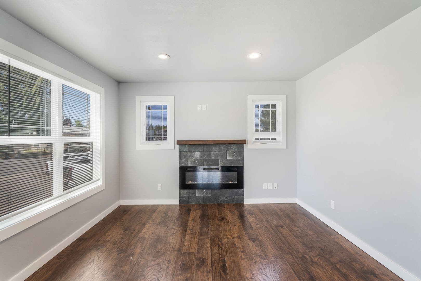 Independence Apartment: 415 S 11th Street