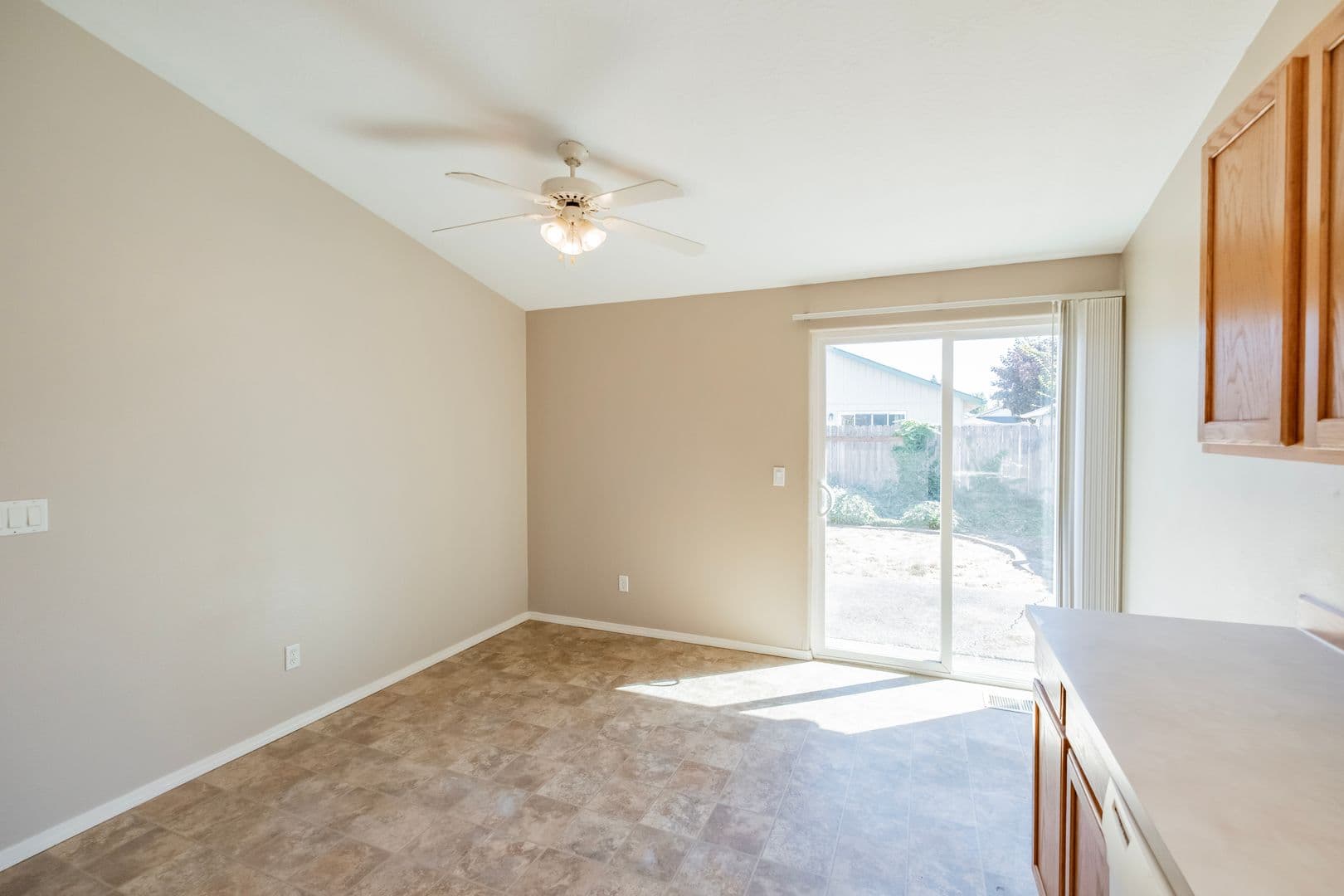 Albany House: 3234 23rd Avenue Southeast