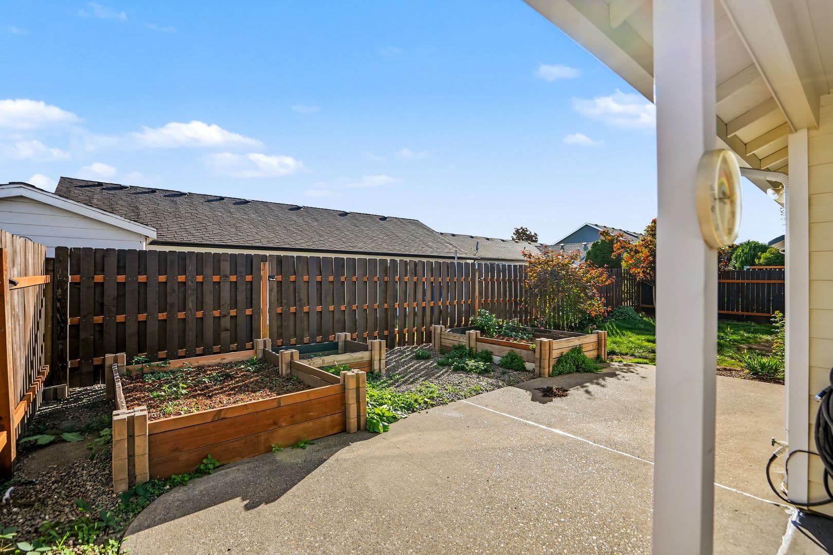 Salem House: 4468 Countryside Ct NE