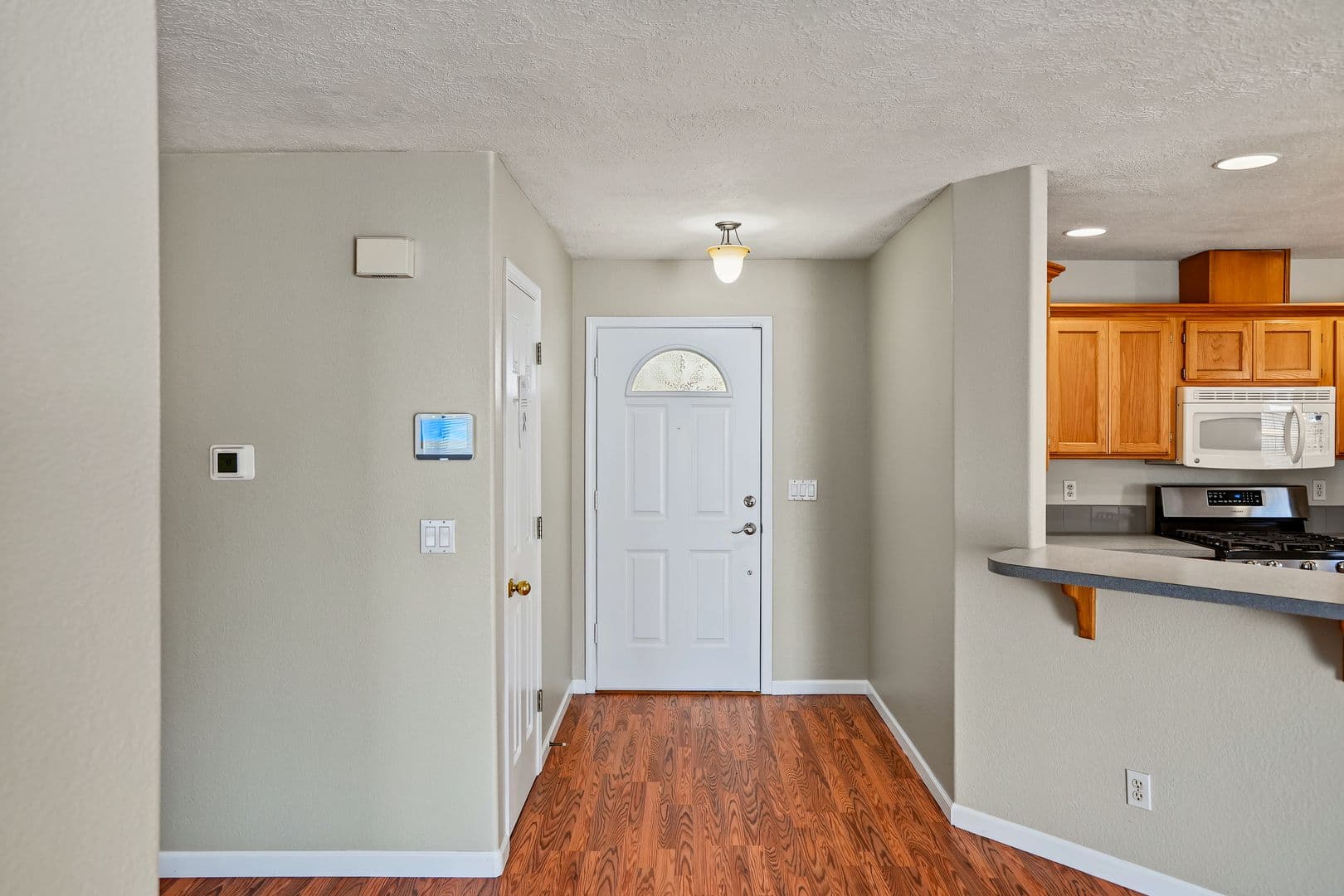 Salem House: 4468 Countryside Ct NE