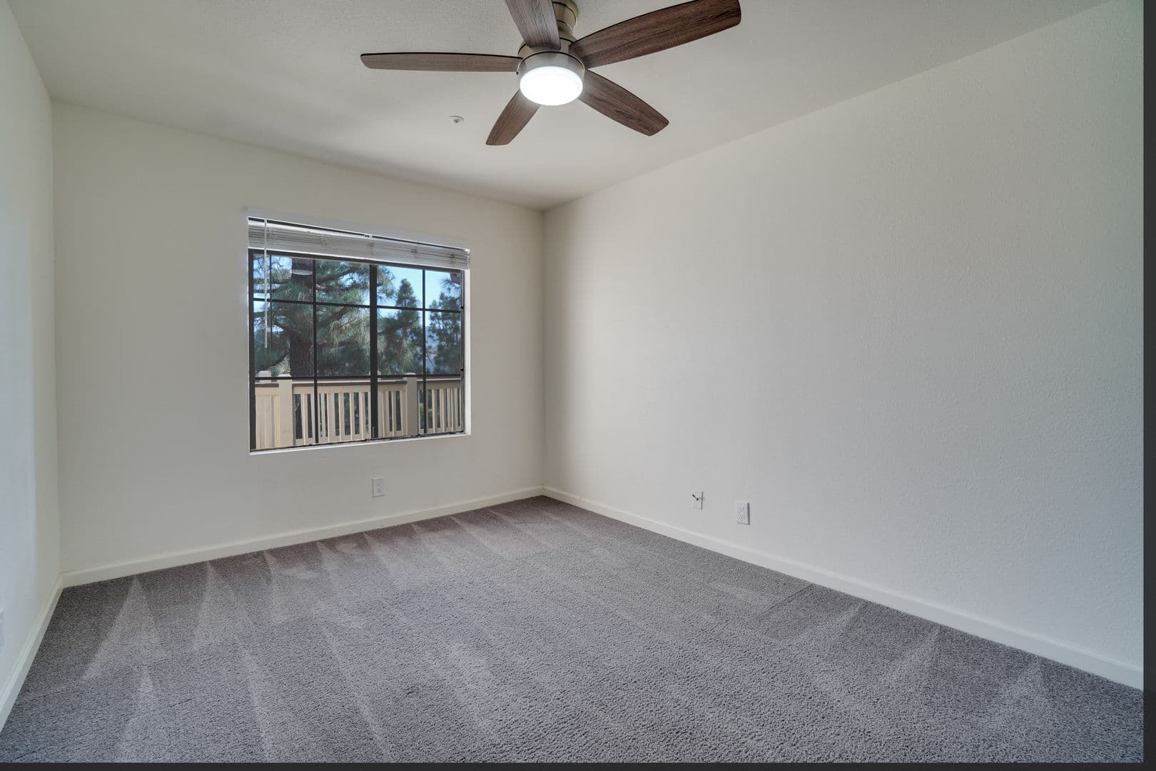 San Marcos Apartment: 580-592 Los Vallecitos Blvd