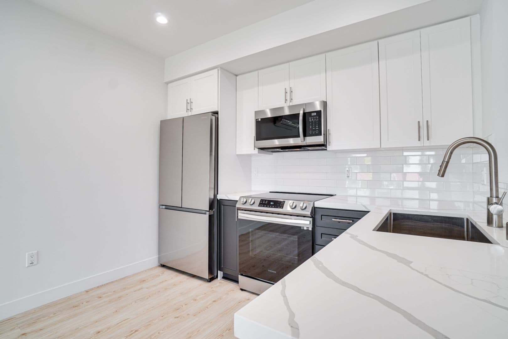 San Diego Apartment: 3910 Chapman Street