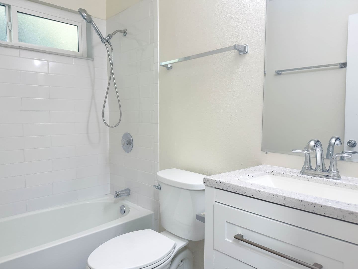 El Cajon Apartment: 573 Emerald Ave