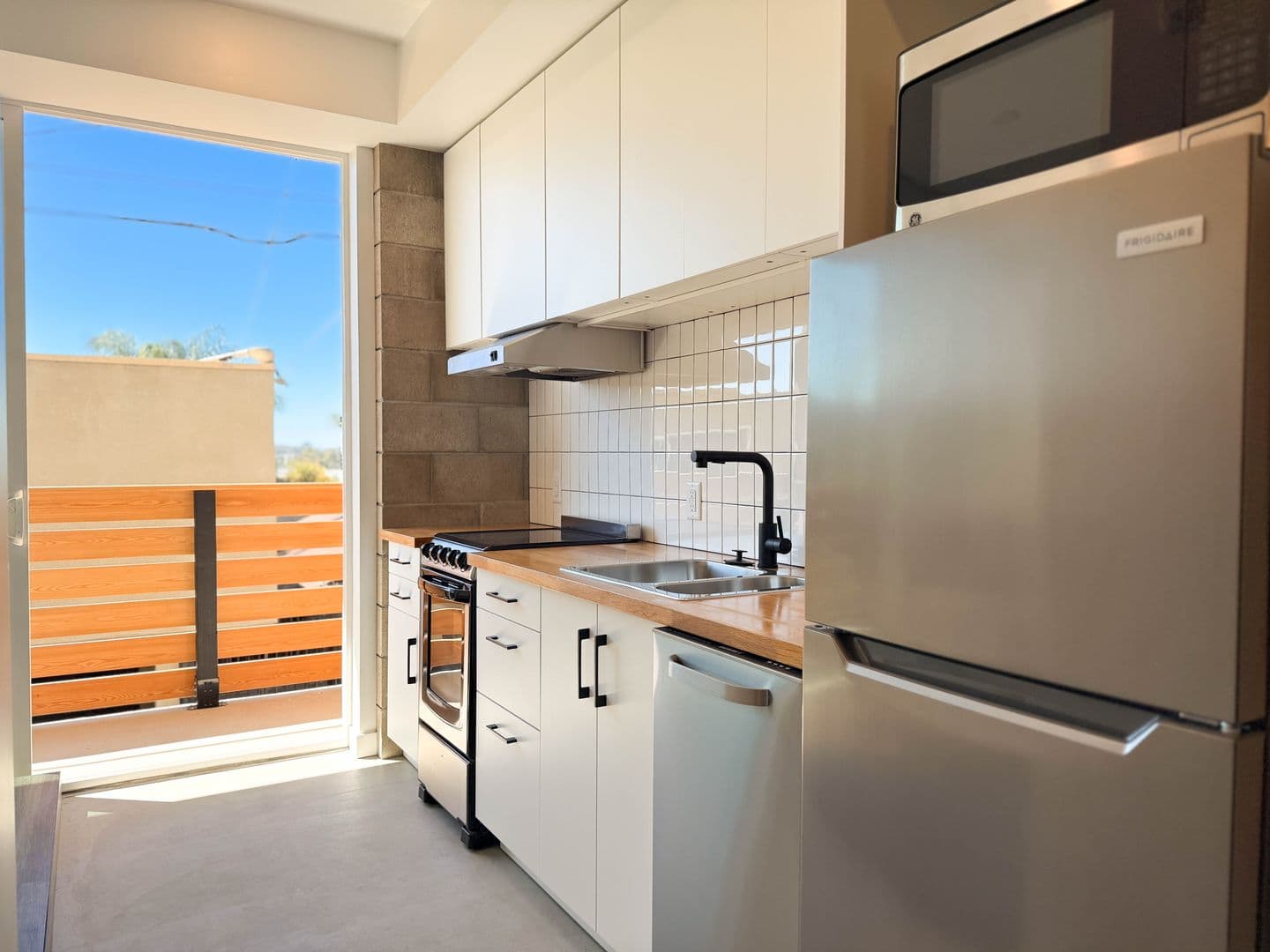 San Diego Apartment: 1520 Tyler Ave