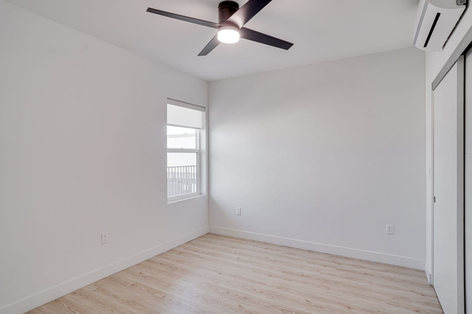 San Diego Apartment: 3910 Chapman Street