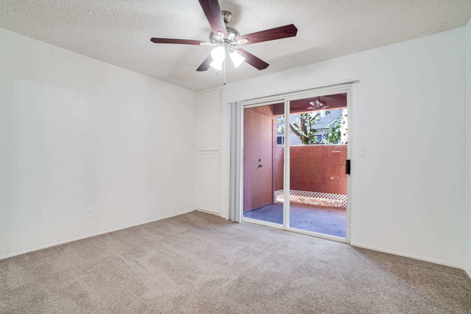 Chula Vista Apartment: 670 F Street