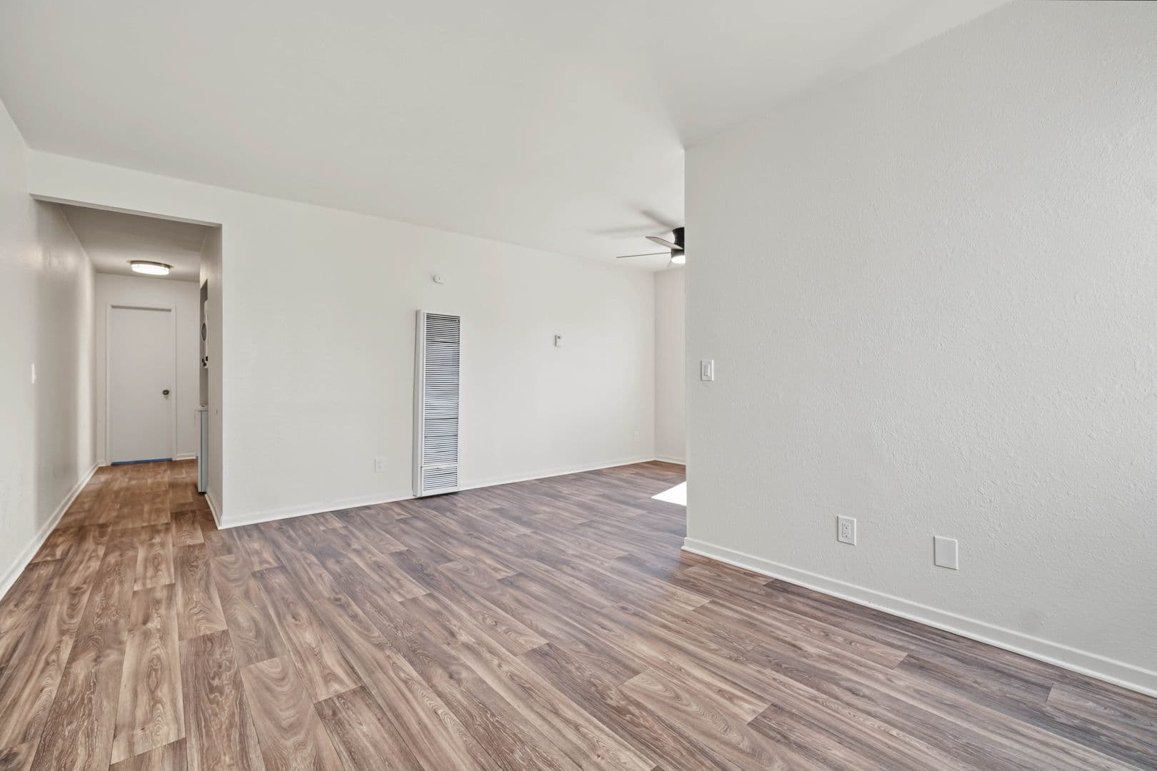 Imperial Beach Apartment: 277 Evergreen Avenue