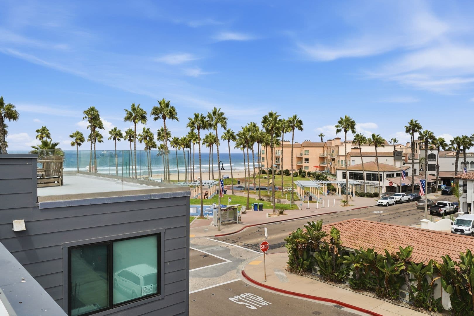 Imperial Beach Apartment: 107-113 Daisy Ave