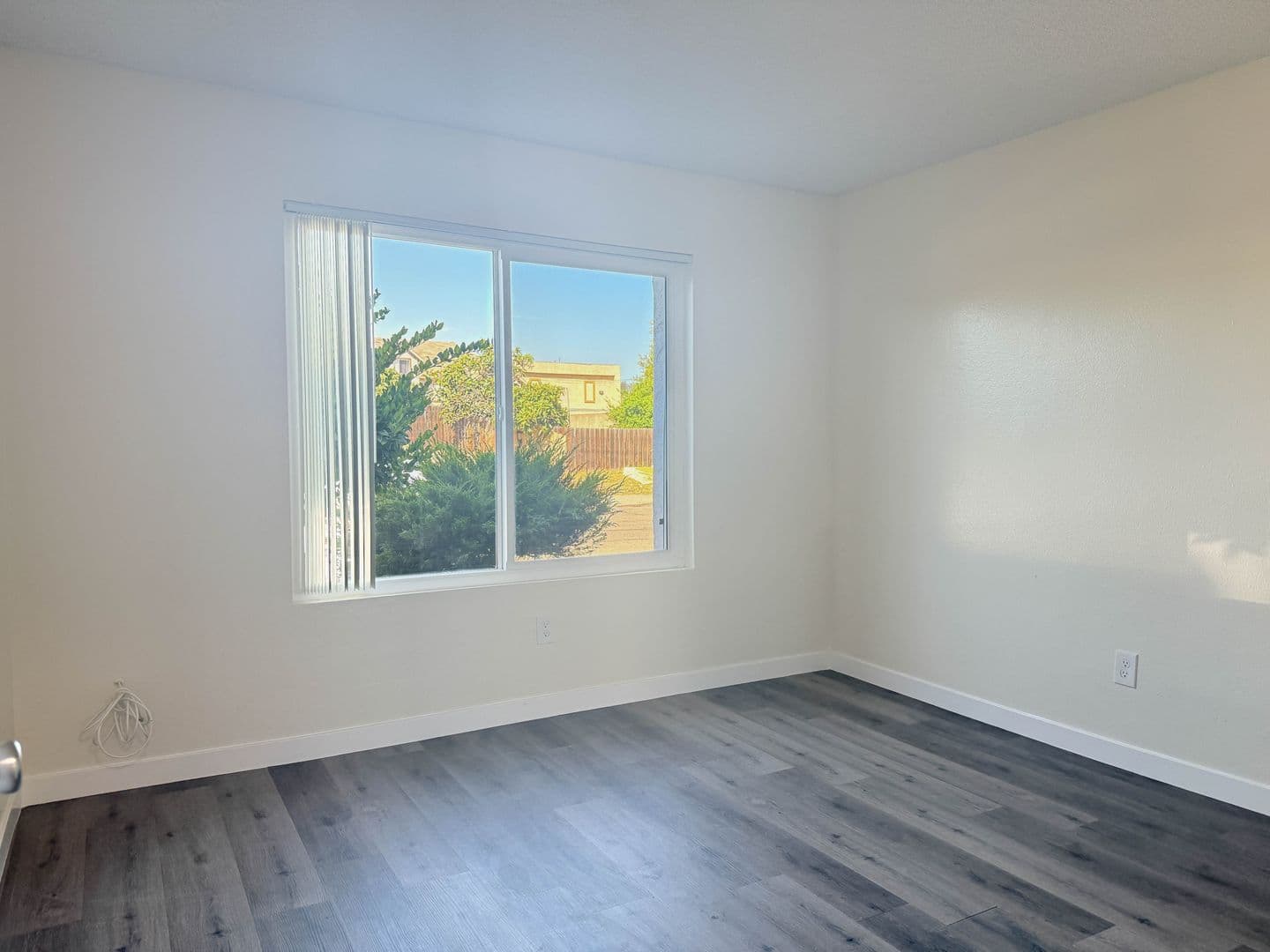 El Cajon Apartment: 573 Emerald Ave