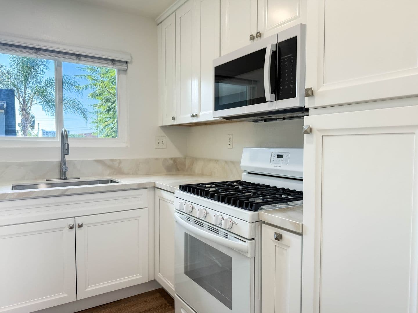 San Diego Apartment: 4639 Iowa Street