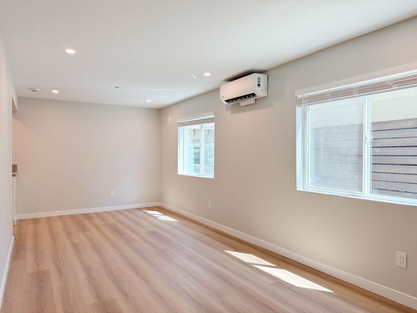 San Diego Apartment: 3560-3566 Fourth Ave