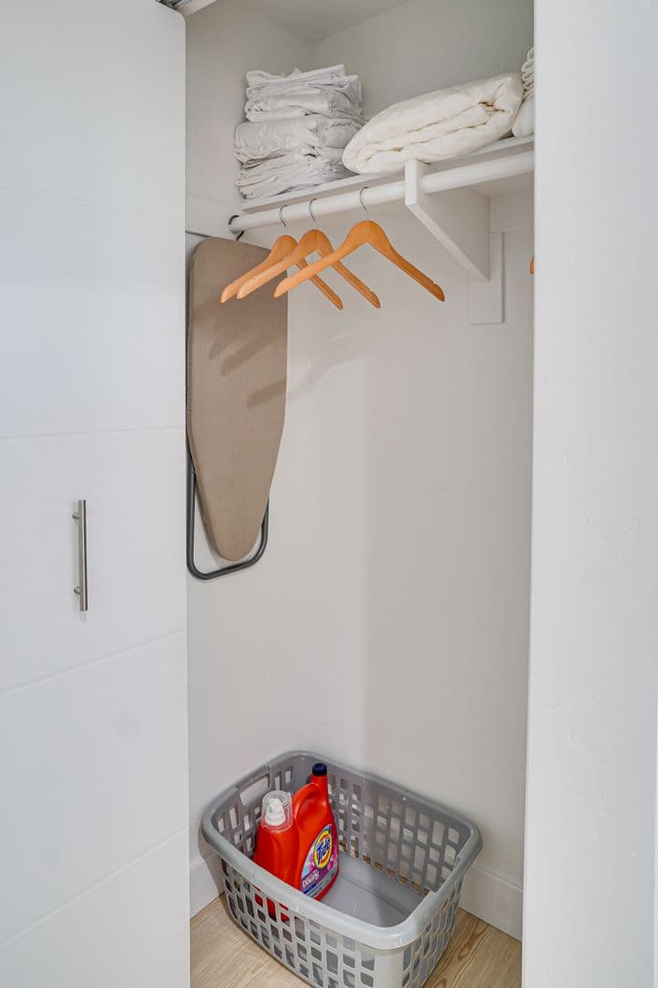 San Diego Apartment: 3910 Chapman Street