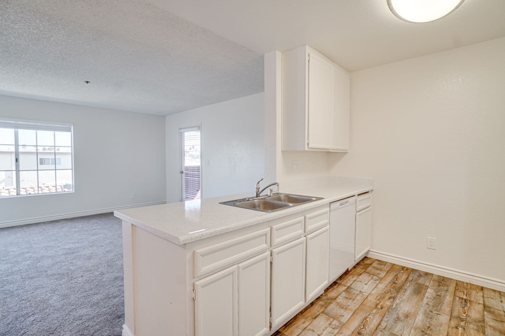 Chula Vista Apartment: 670 F Street