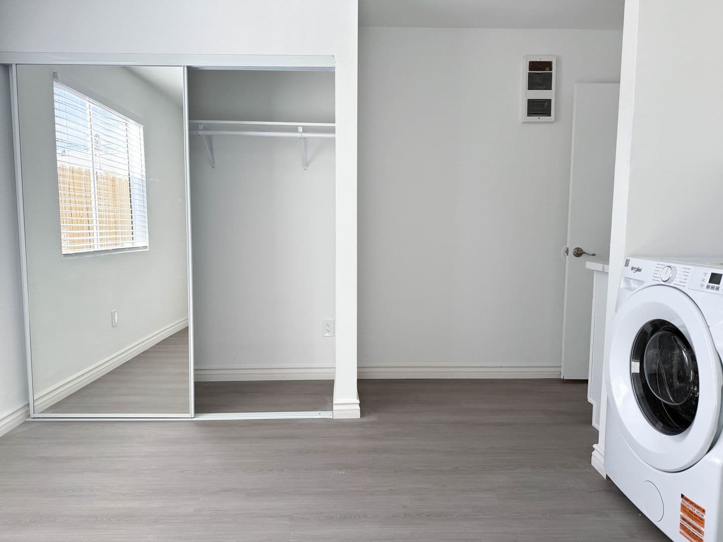 San Diego Apartment: 4563 38th St
