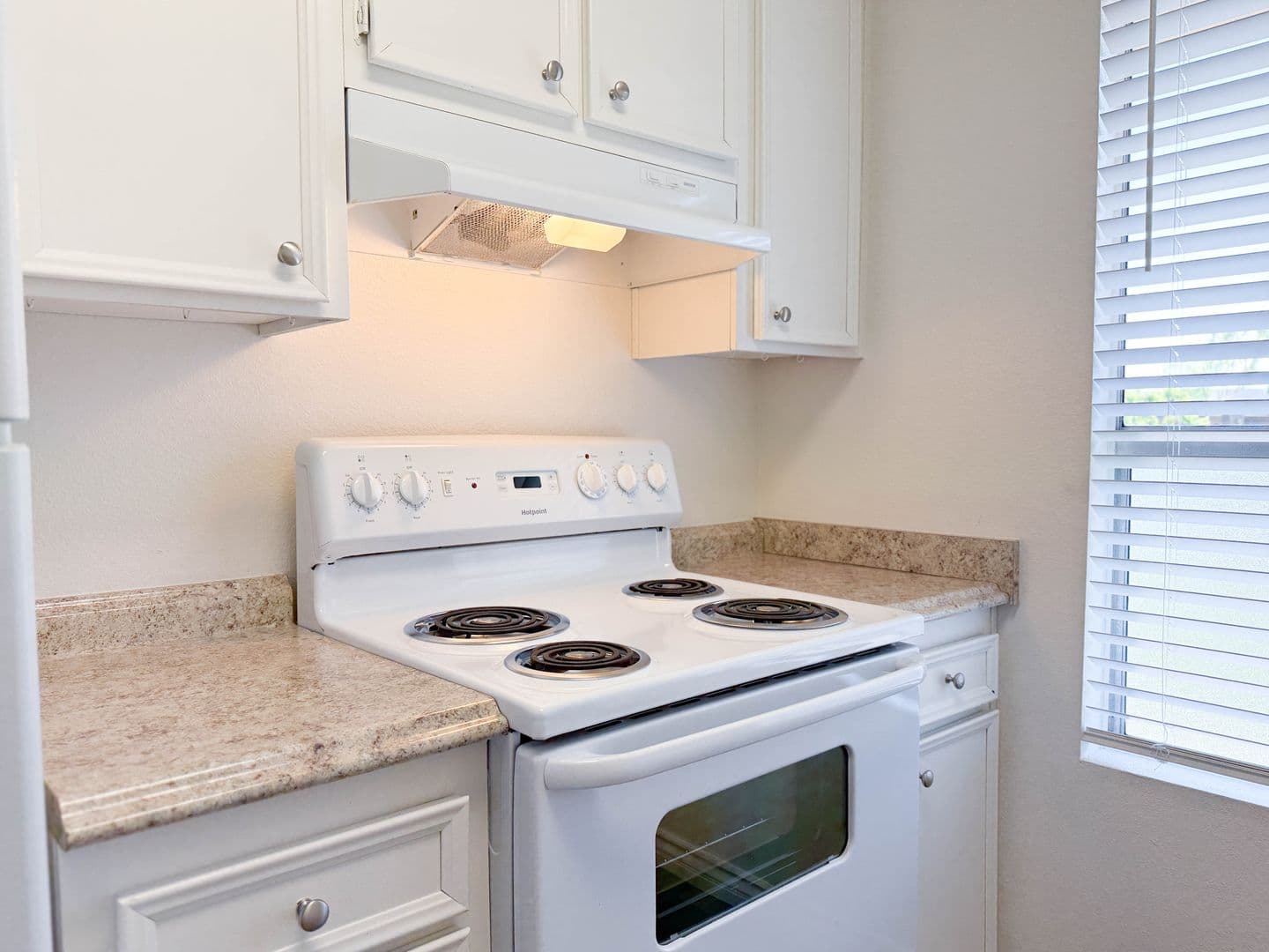 Poway Apartment: 13608 - 13628 Pomerado Rd
