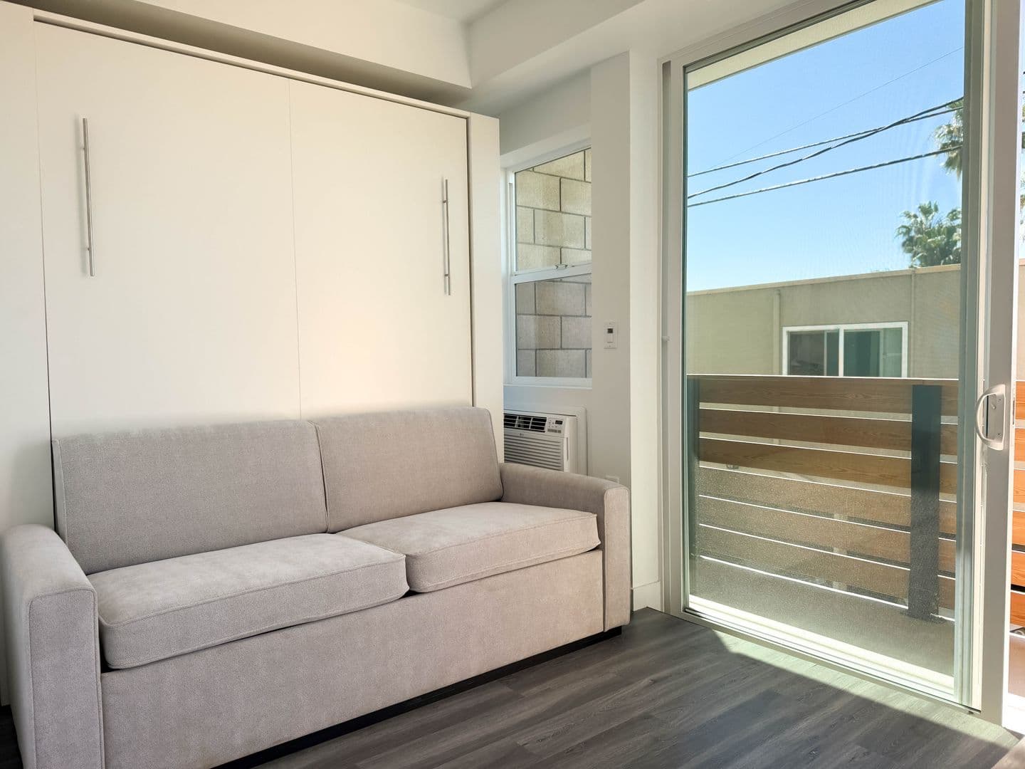 San Diego Apartment: 1520 Tyler Ave