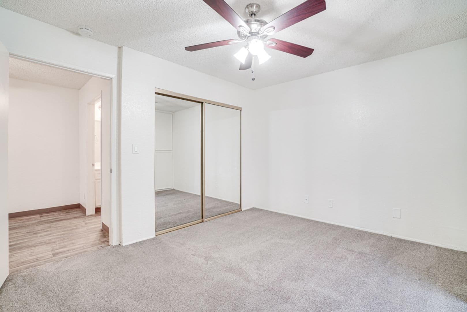 Chula Vista Apartment: 670 F Street