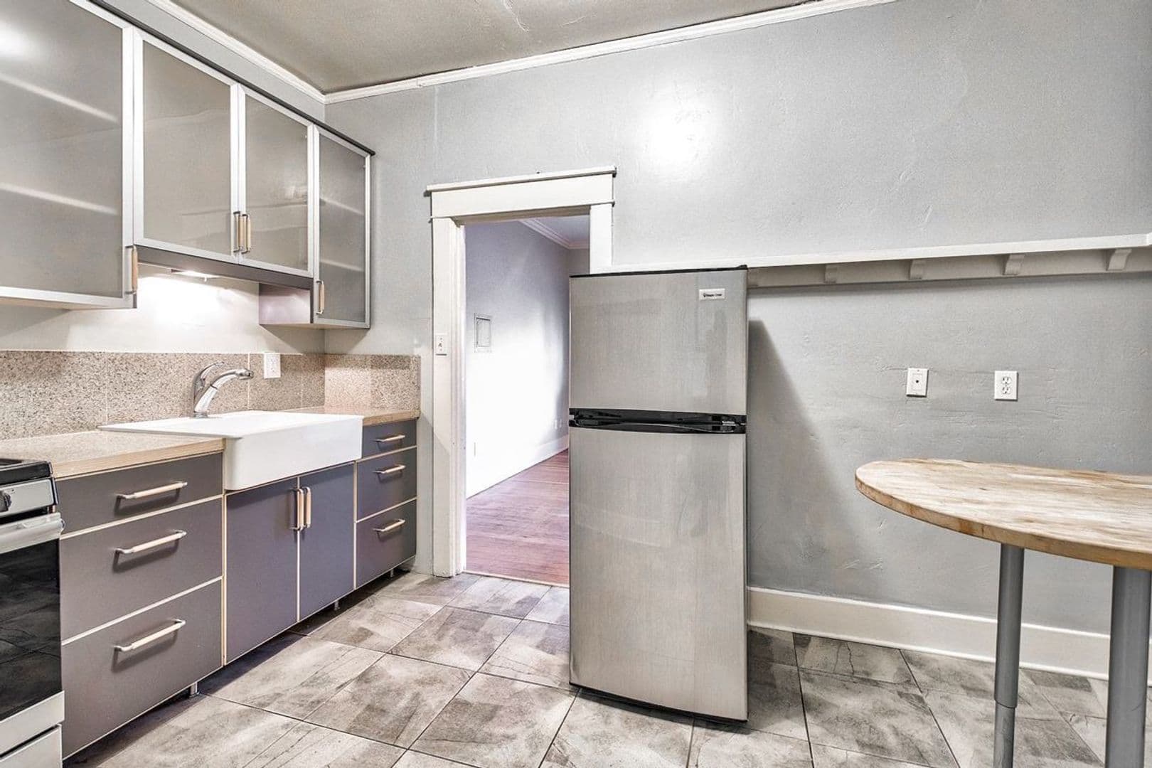 San Diego Apartment: 2408 2nd Ave