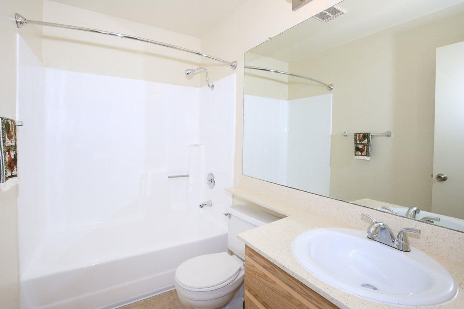 Chula Vista Apartment: 350 3rd Ave